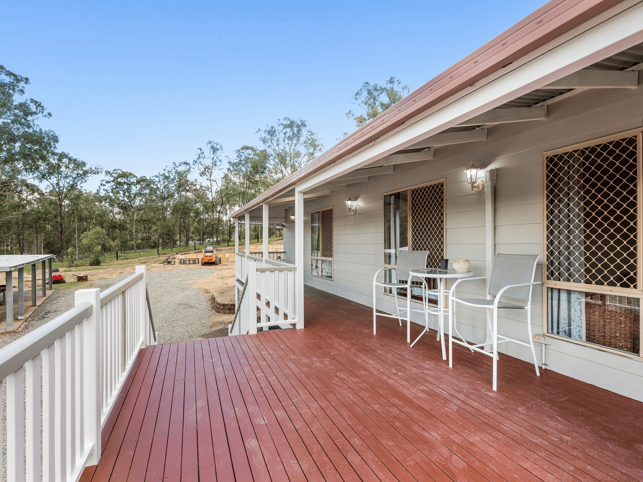 1 Brolga Court, REGENCY DOWNS, QLD 4341