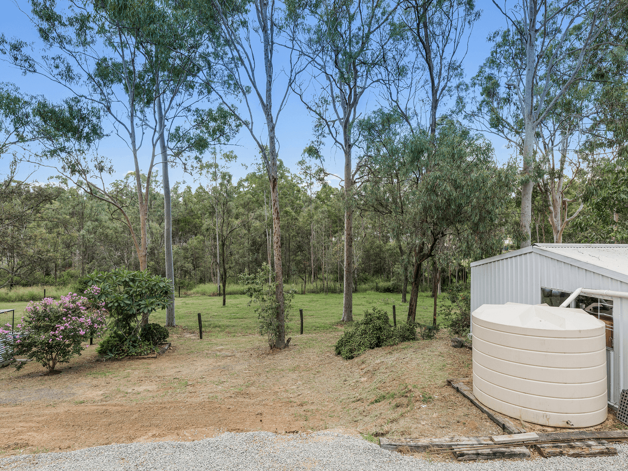 1 Brolga Court, REGENCY DOWNS, QLD 4341