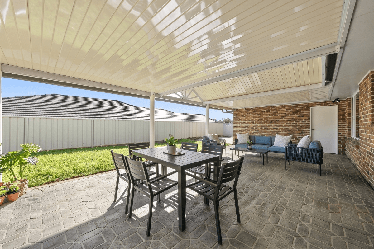 6 Peppertree Circuit, Aberglasslyn, NSW 2320