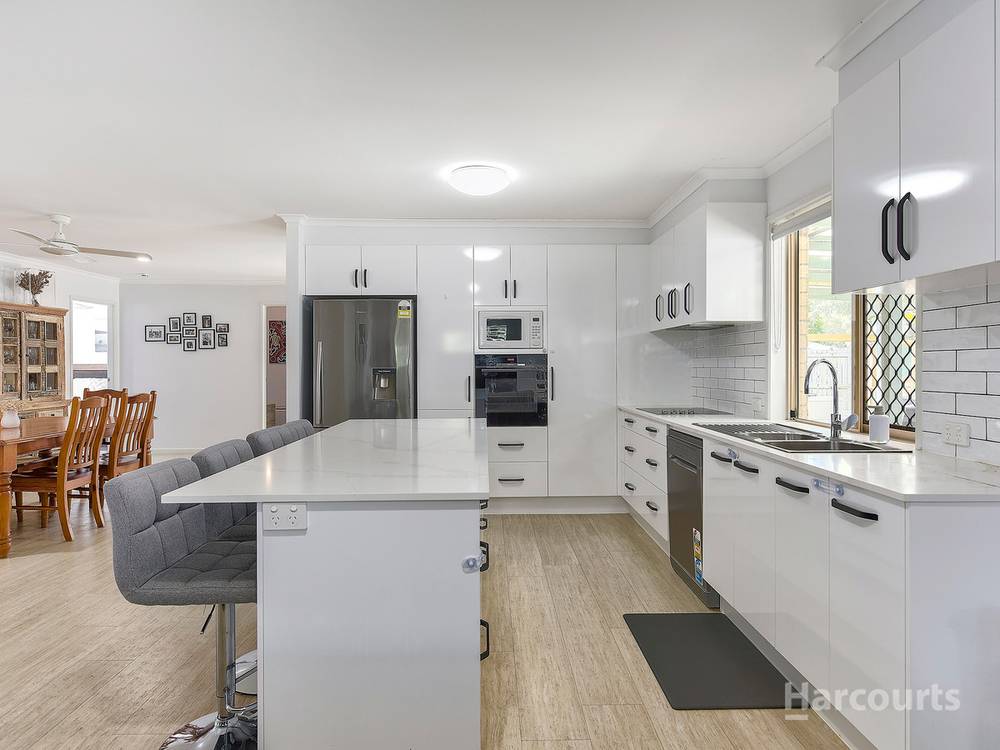 9 Iris Place, Fitzgibbon, QLD 4018