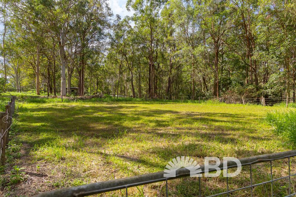 13 Hughes Road West, DAKABIN, QLD 4503