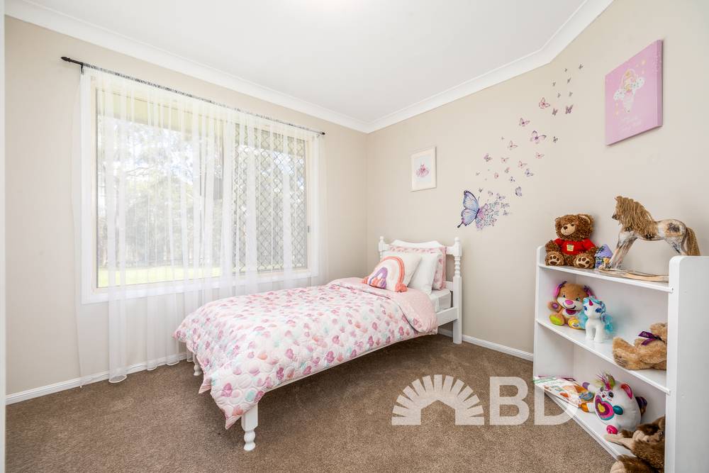 13 Hughes Road West, DAKABIN, QLD 4503