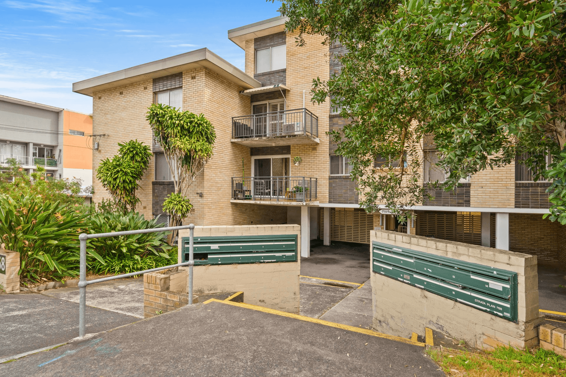 Level 2/16/68 Henry Parry Drive, Gosford, NSW 2250