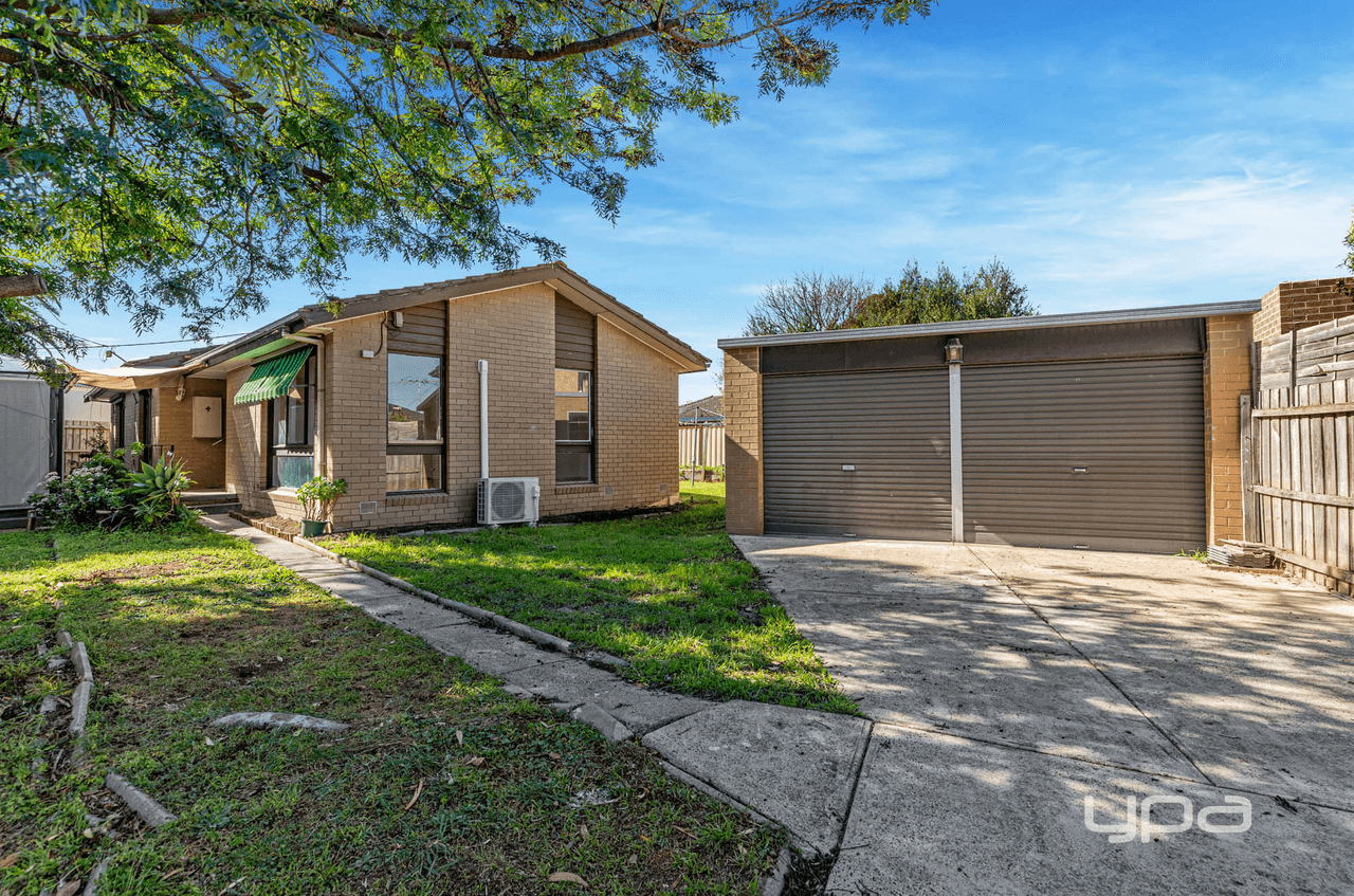 4 Lisbon Court, KINGS PARK, VIC 3021