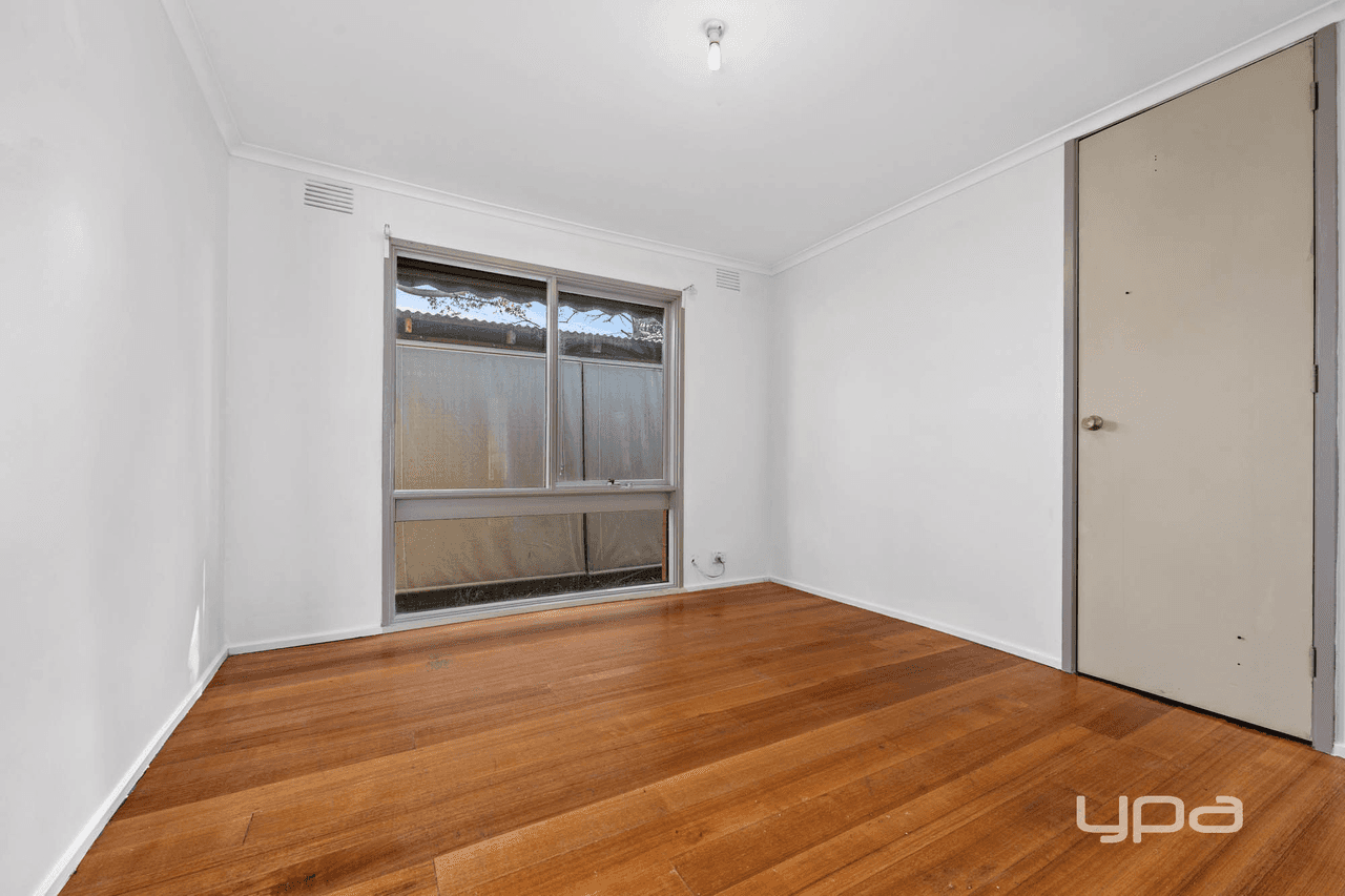 4 Lisbon Court, KINGS PARK, VIC 3021