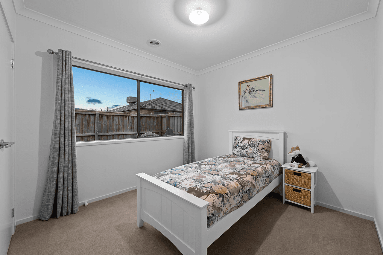 22 Park Central Avenue, Officer, VIC 3809