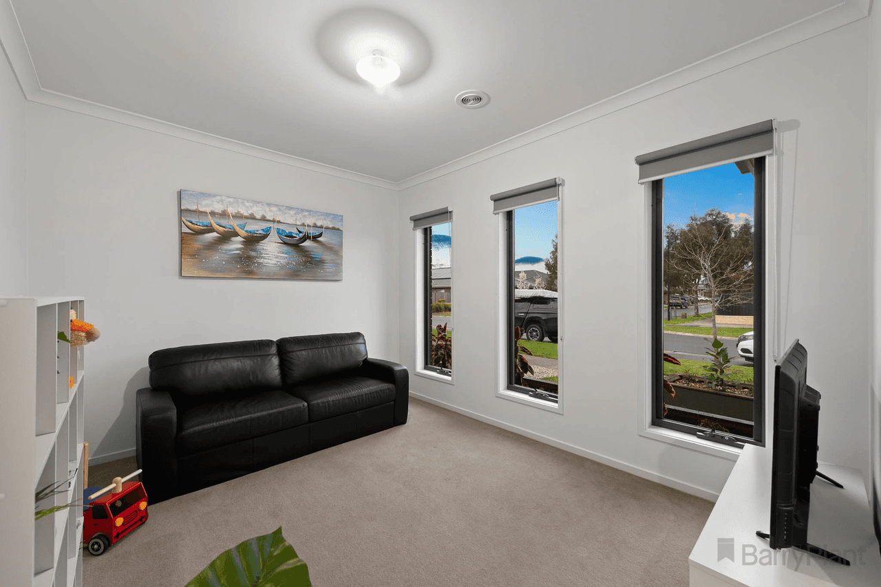 22 Park Central Avenue, Officer, VIC 3809