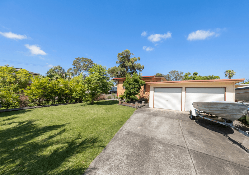 230 Lakedge Avenue, BERKELEY VALE, NSW 2261