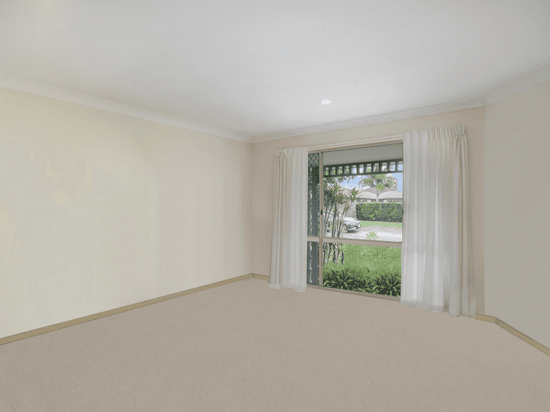 15 Thornbill Place, Burleigh Waters, QLD 4220