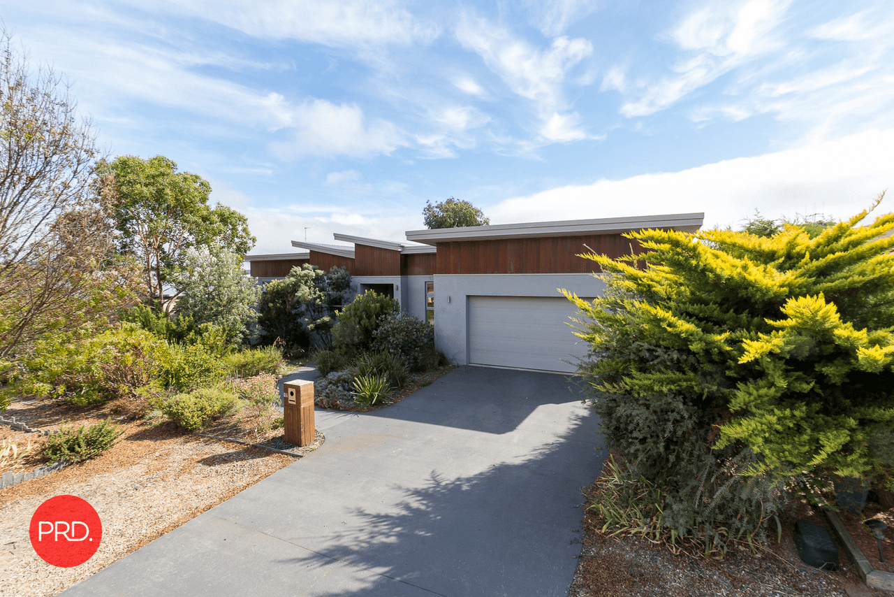 17 Hyland Drive, BUNGENDORE, NSW 2621