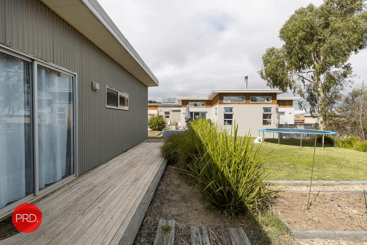 17 Hyland Drive, BUNGENDORE, NSW 2621