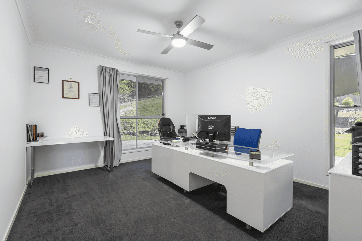 30 Yarrayne Valley Drive, UPPER COOMERA, QLD 4209