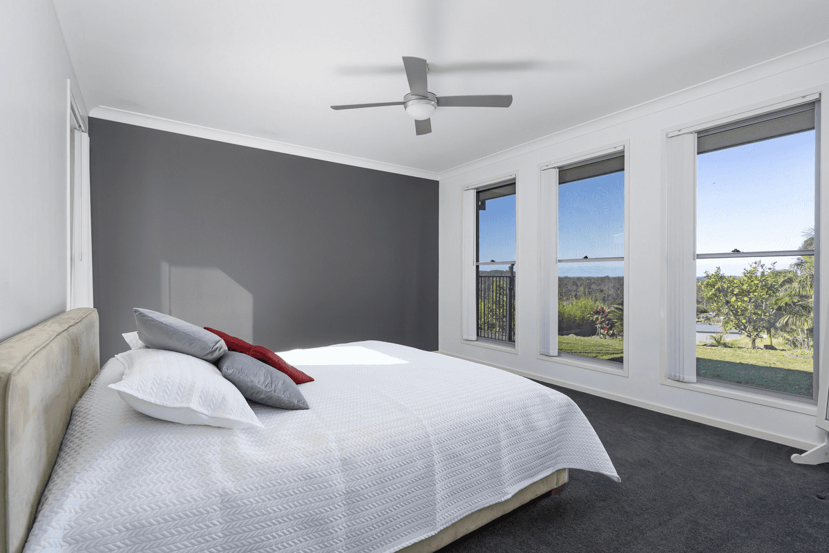 30 Yarrayne Valley Drive, UPPER COOMERA, QLD 4209