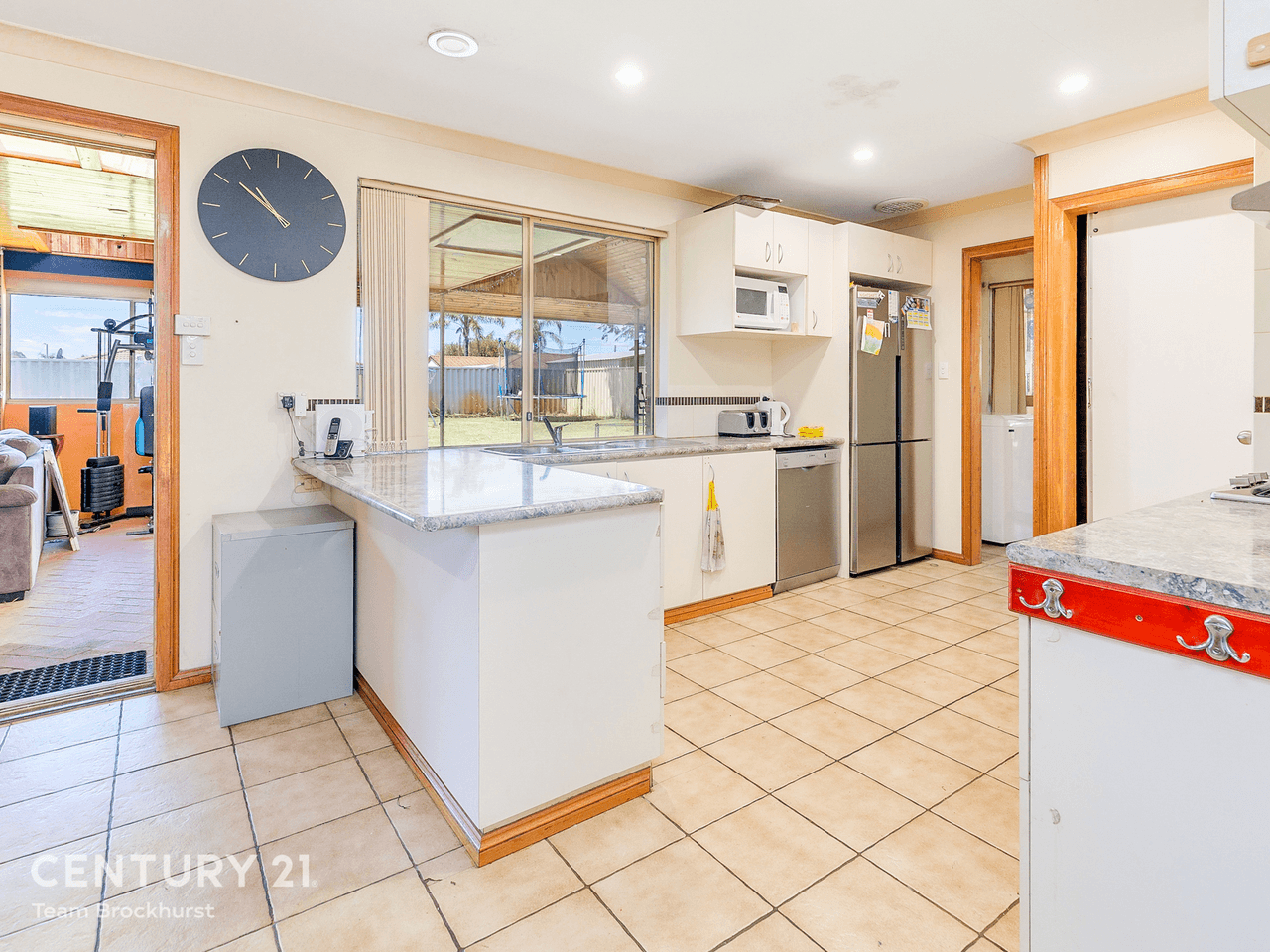 6 Salween Place, Beechboro, WA 6063