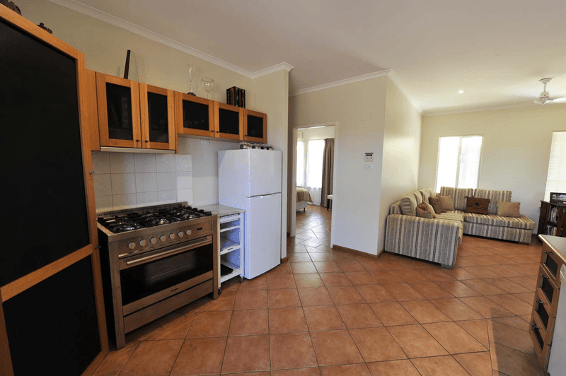 13 Godwit Crescent, DJUGUN, WA 6725