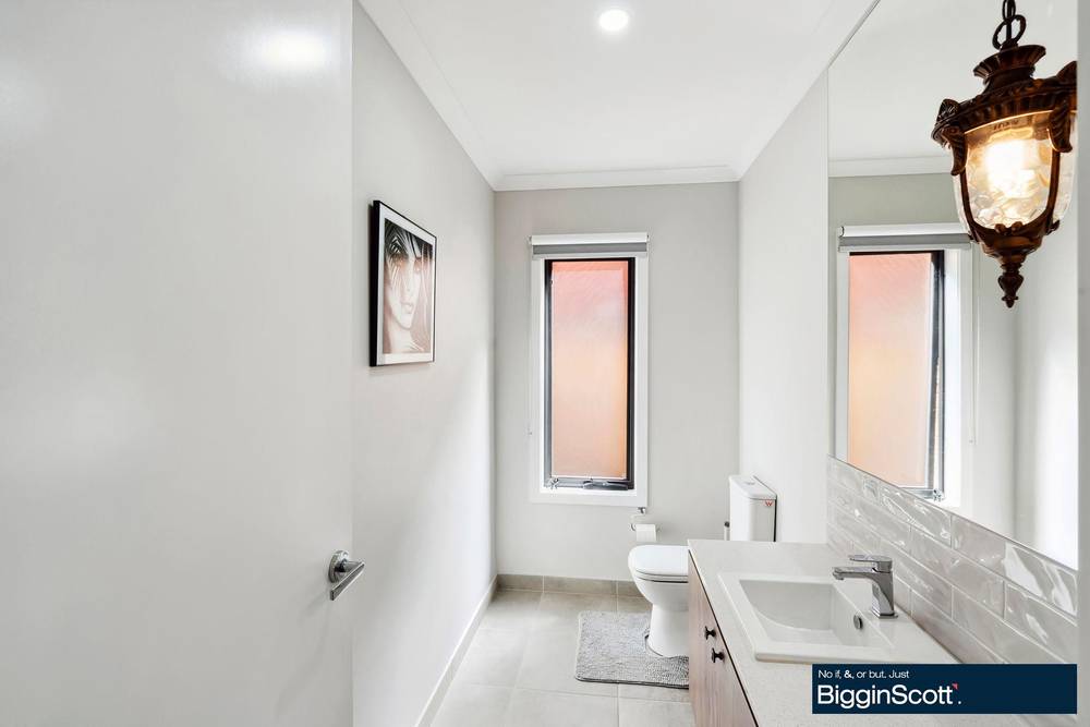 18 Dock Lane, WERRIBEE SOUTH, VIC 3030