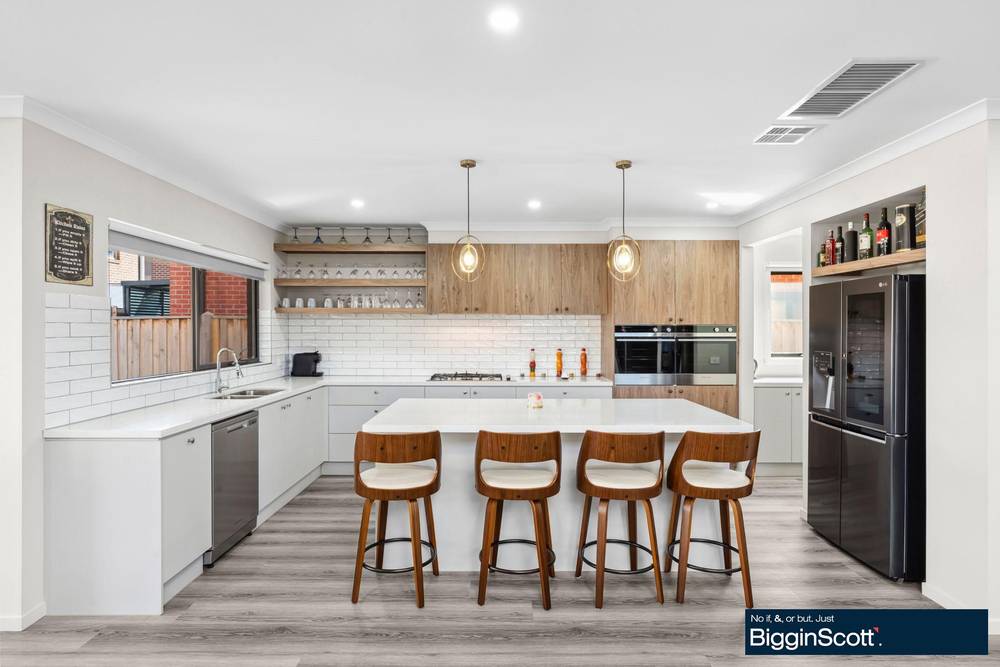 18 Dock Lane, WERRIBEE SOUTH, VIC 3030