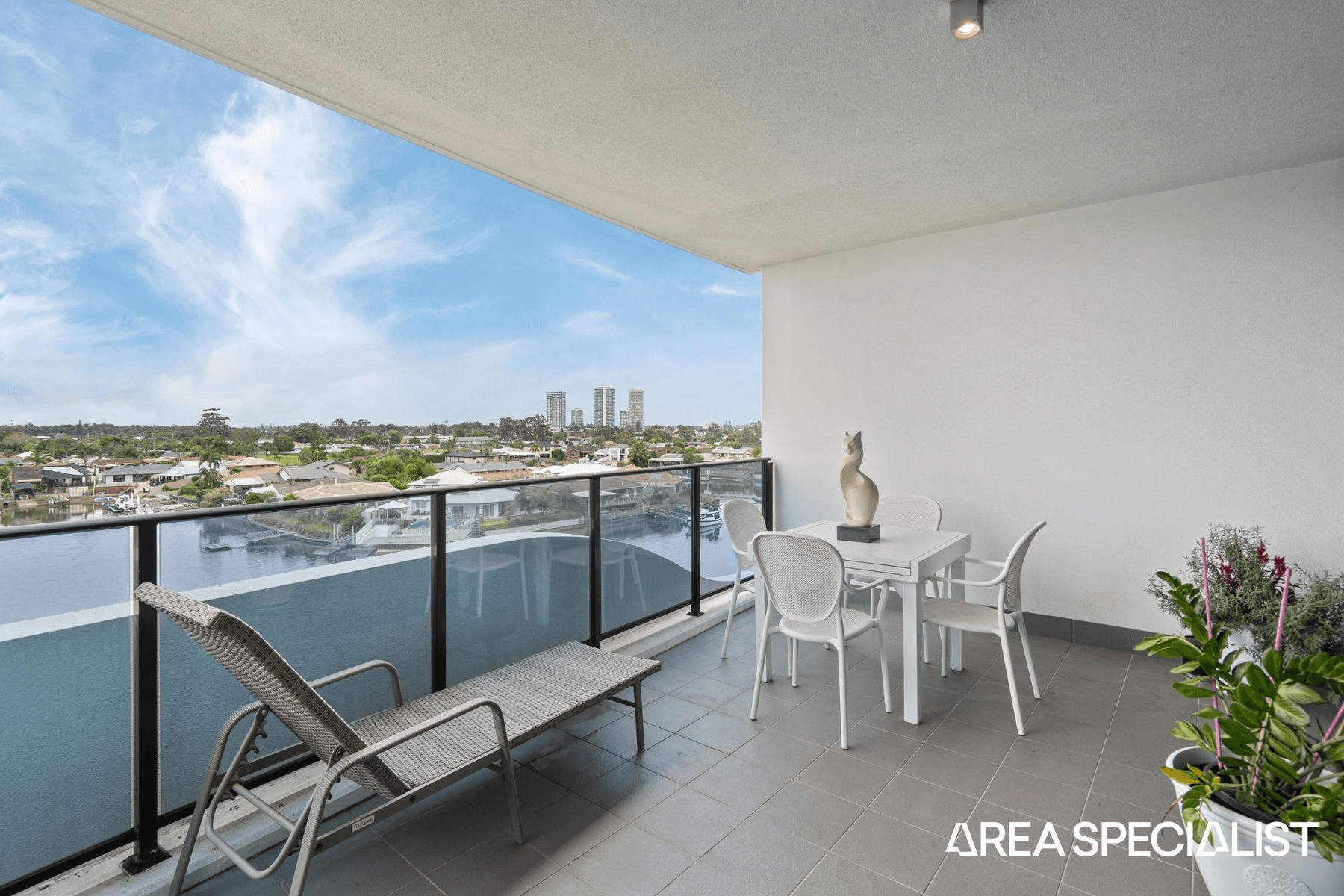 1402/5 Harbour Side Court, Biggera Waters, QLD 4216