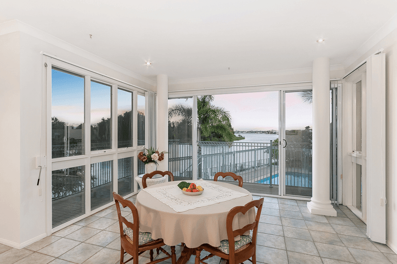 46 Martingale Circuit, Clear Island Waters, QLD 4226