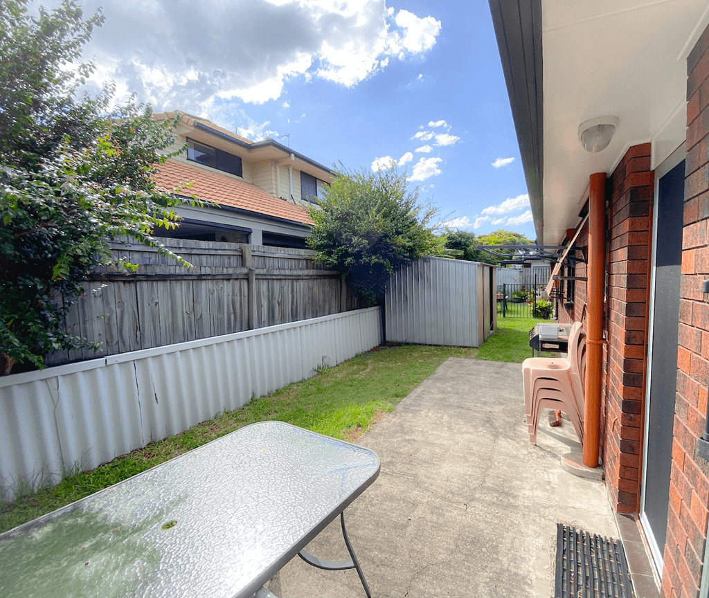 1&2/26 Hollywell Road, BIGGERA WATERS, QLD 4216