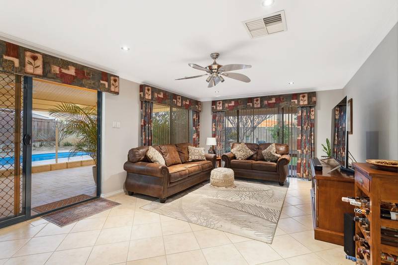 10 Thornbill Vista, Ellenbrook, WA 6069