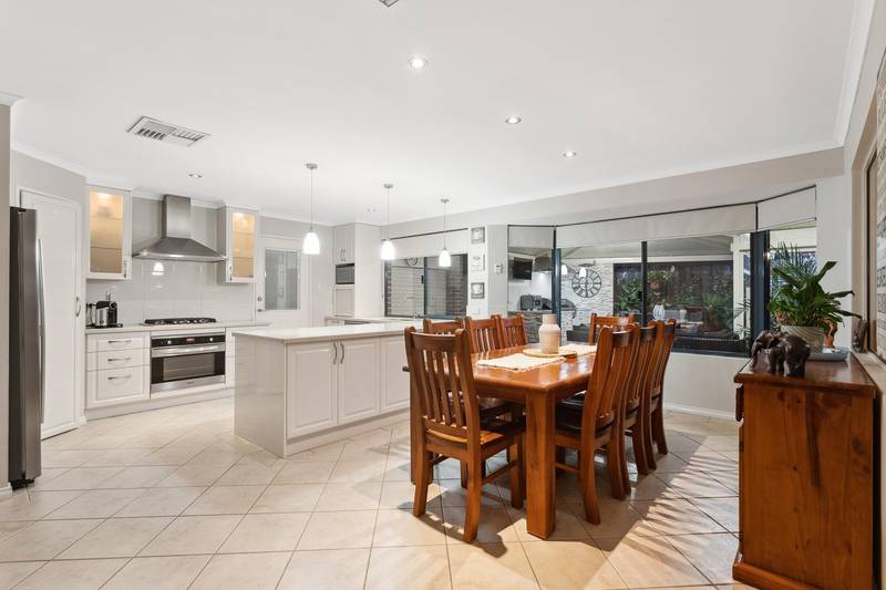 10 Thornbill Vista, Ellenbrook, WA 6069