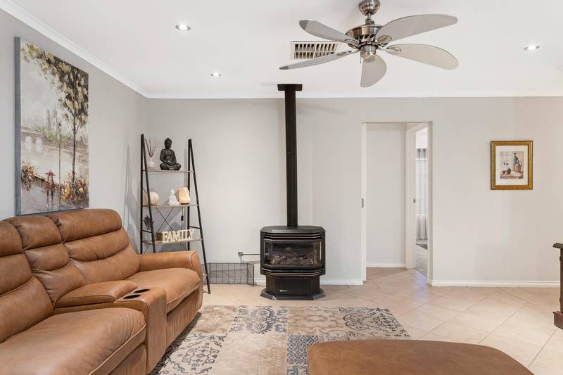 10 Thornbill Vista, Ellenbrook, WA 6069