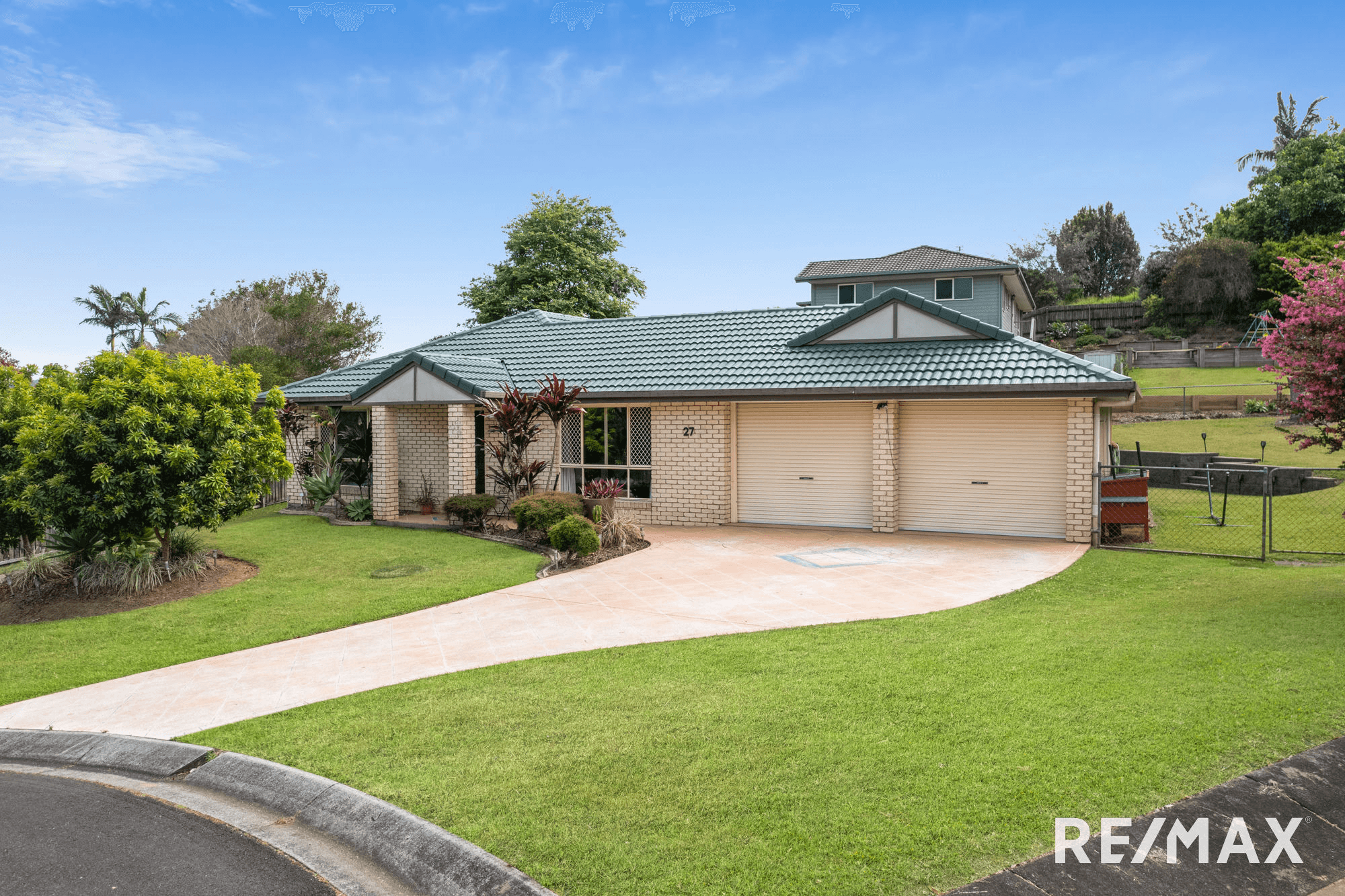 27 Kooralbyn Court, NAMBOUR, QLD 4560