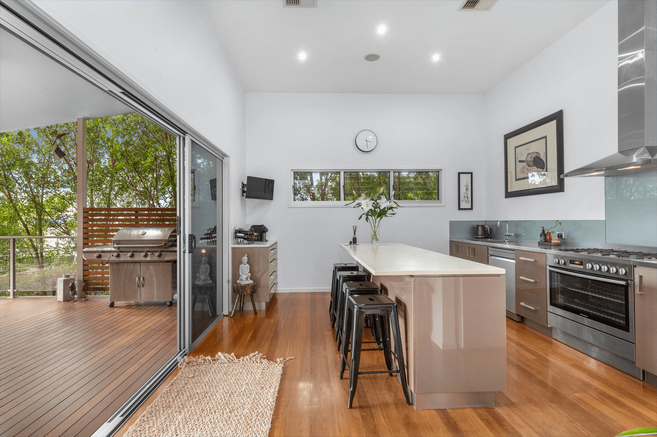 70 Royal Parade, ALDERLEY, QLD 4051