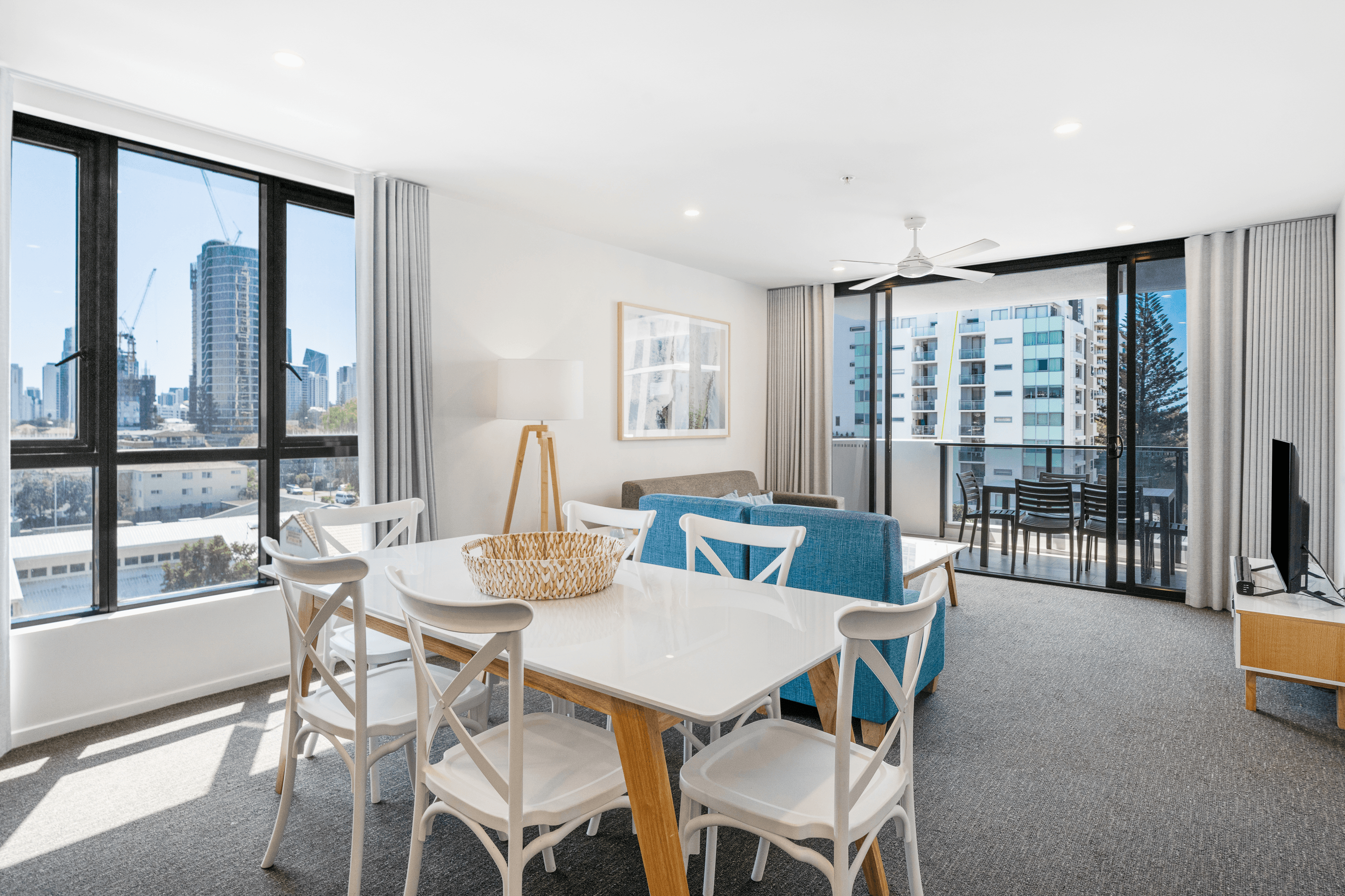 24/2729-2733 Gold Coast Highway, BROADBEACH, QLD 4218