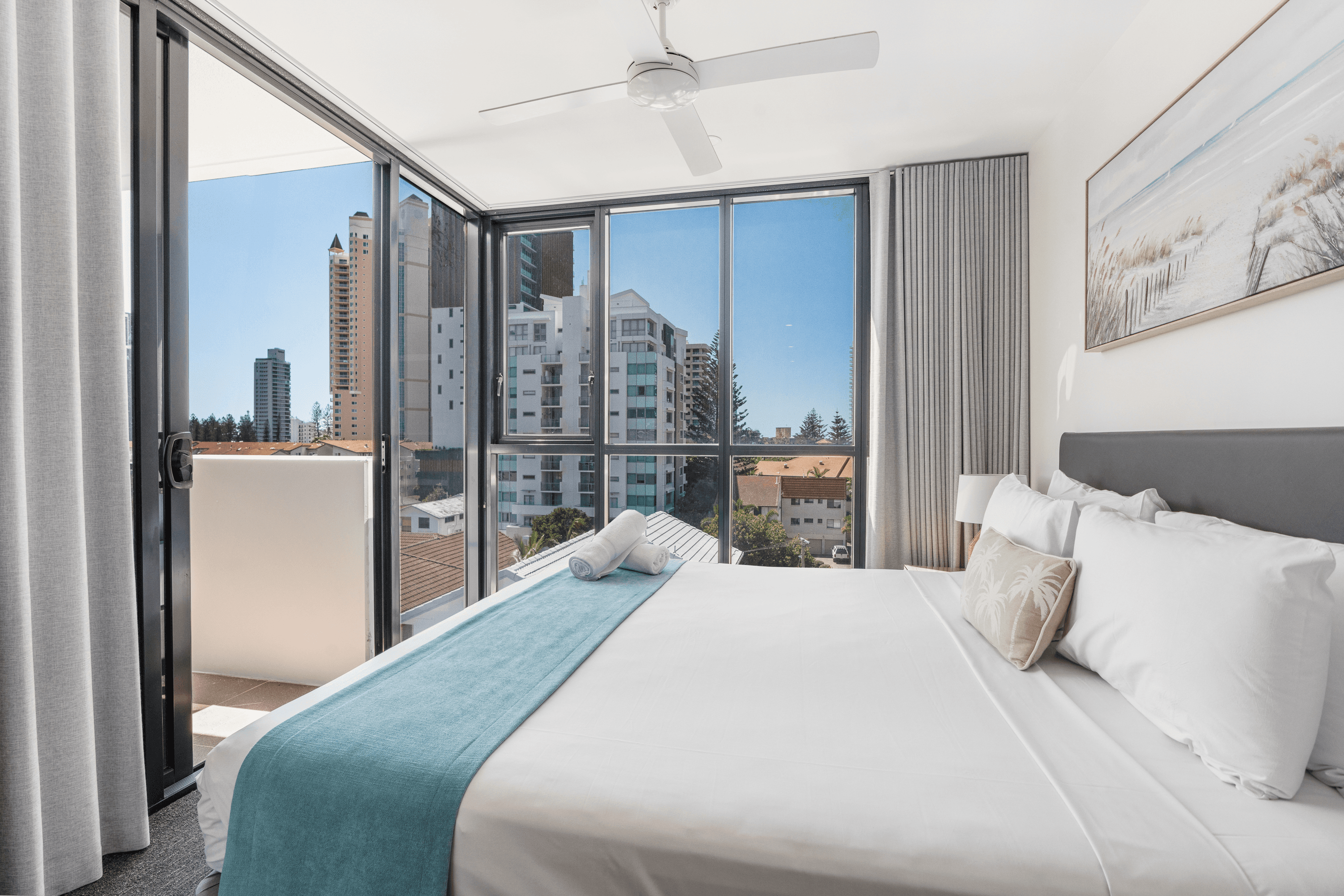 24/2729-2733 Gold Coast Highway, BROADBEACH, QLD 4218