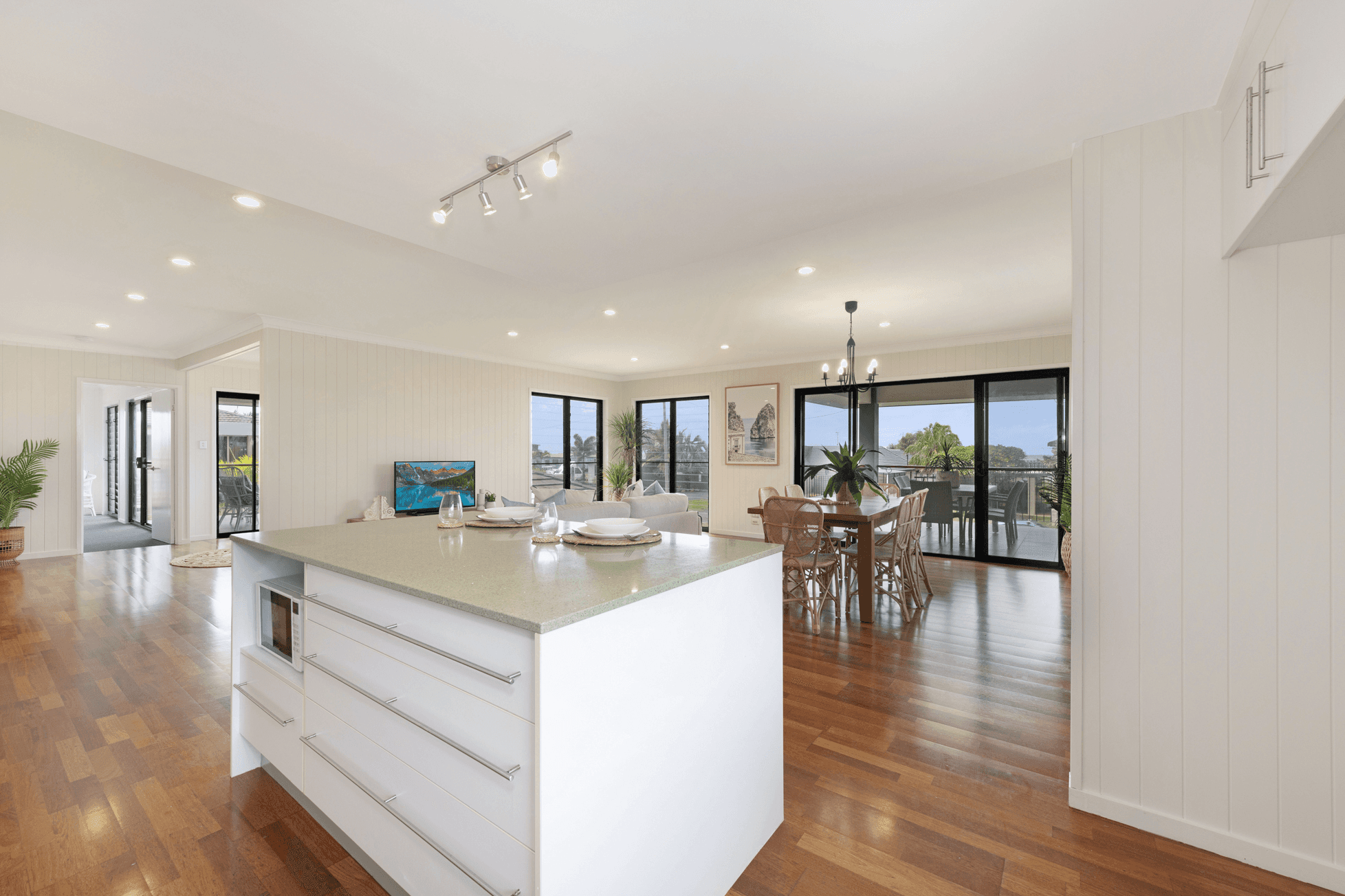 116 Woongarra Scenic Dr, Bargara, QLD 4670