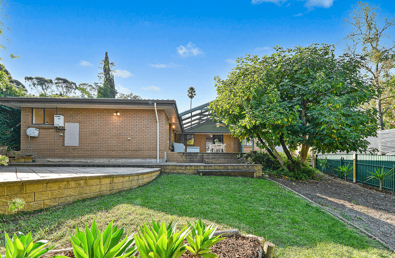 2 Jarrad Road, HAPPY VALLEY, SA 5159