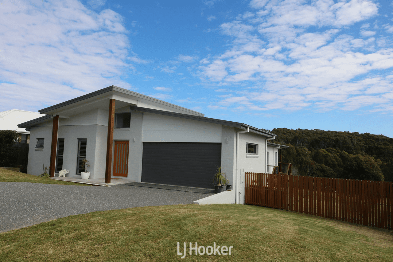 14 Torquay Circuit, RED HEAD, NSW 2430