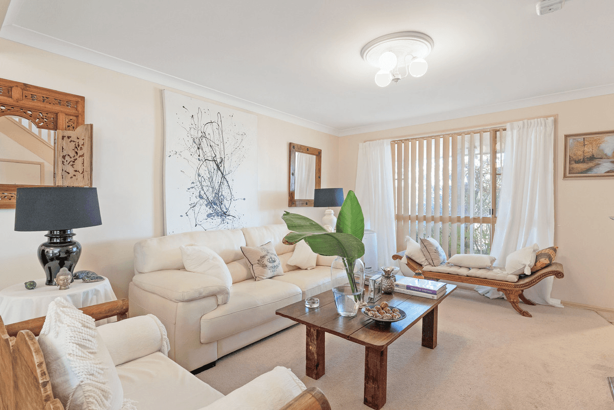 2/3 Megan Crescent, LENNOX HEAD, NSW 2478