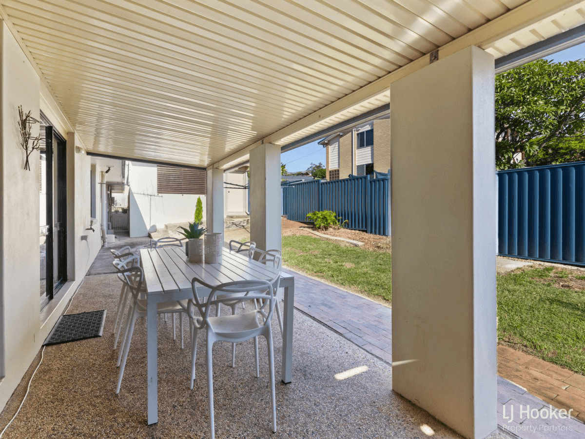 11 Jacqueline Avenue, SPRINGWOOD, QLD 4127