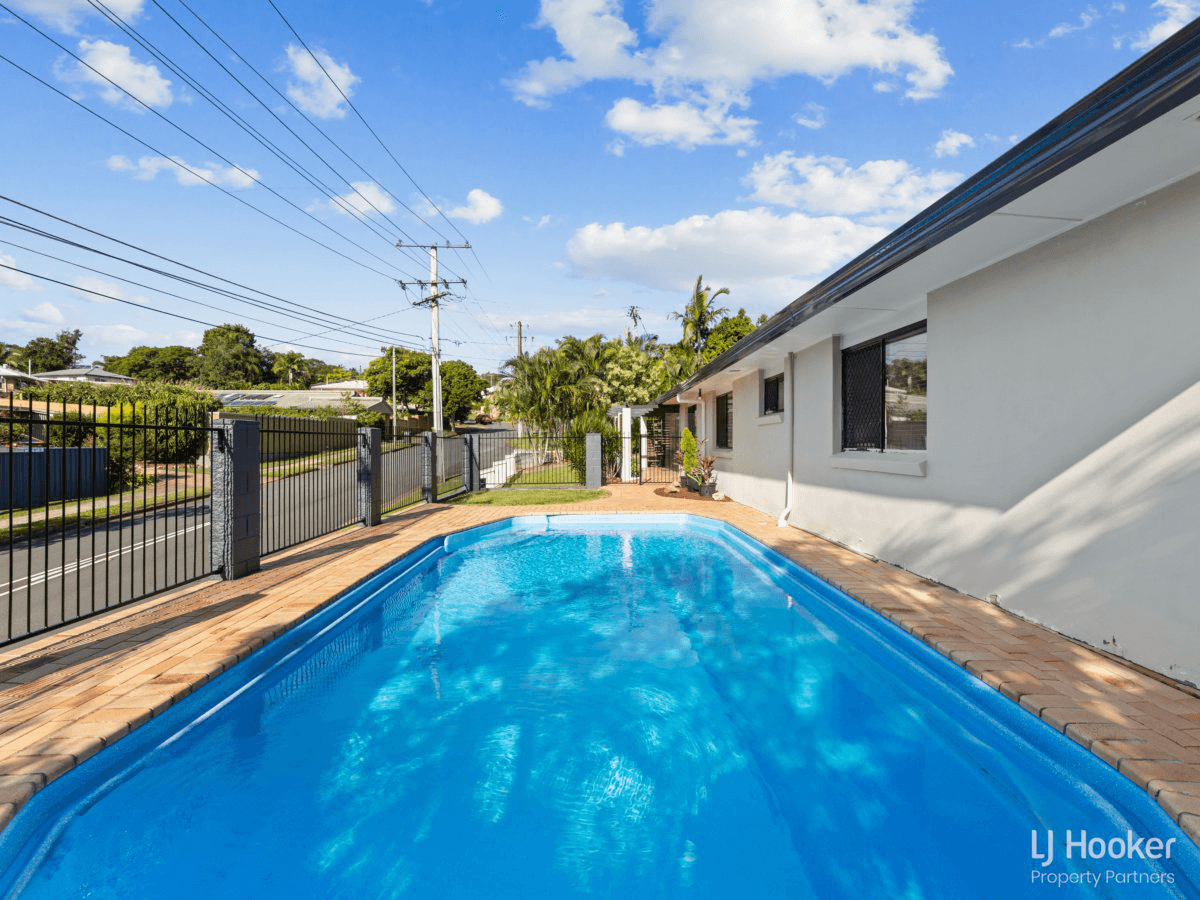 11 Jacqueline Avenue, SPRINGWOOD, QLD 4127