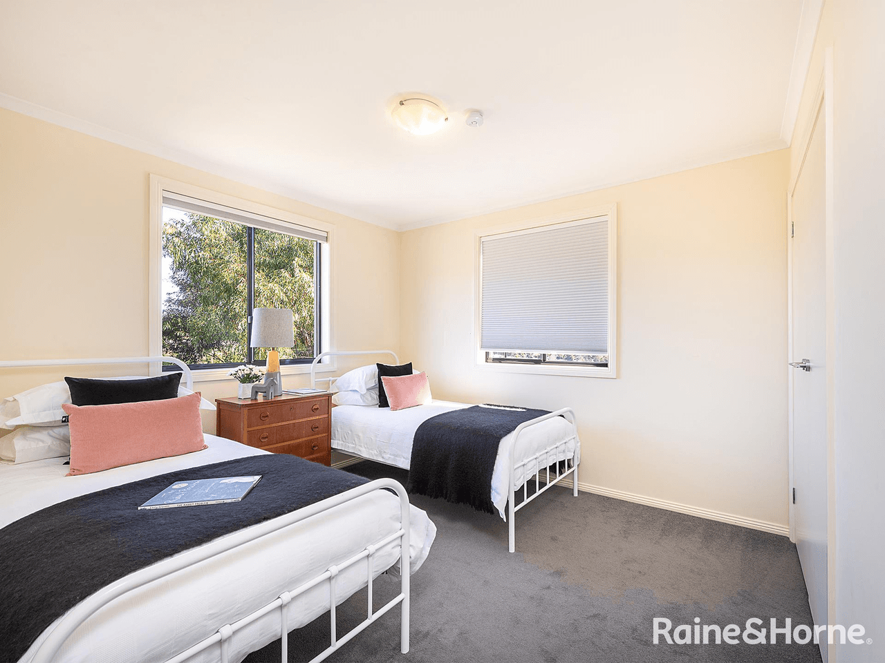 32 Fairview Drive, KINGSTON, TAS 7050