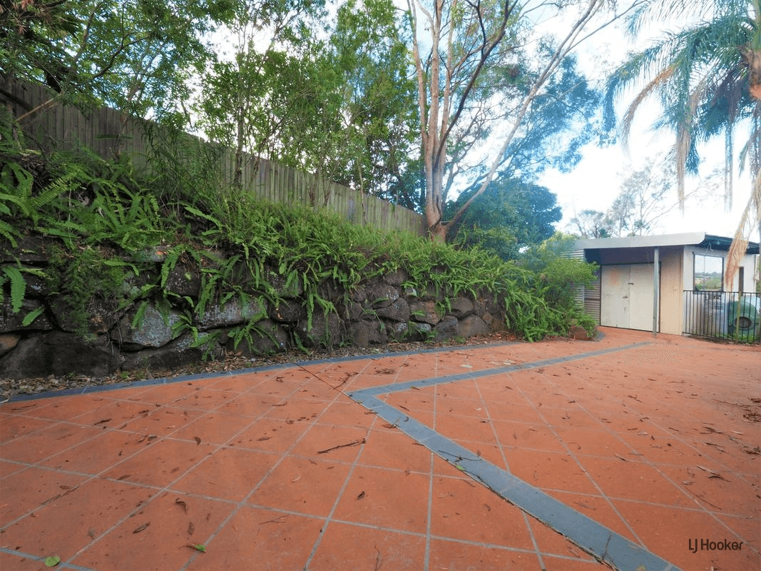 7 Swanbourne Way, ELANORA, QLD 4221