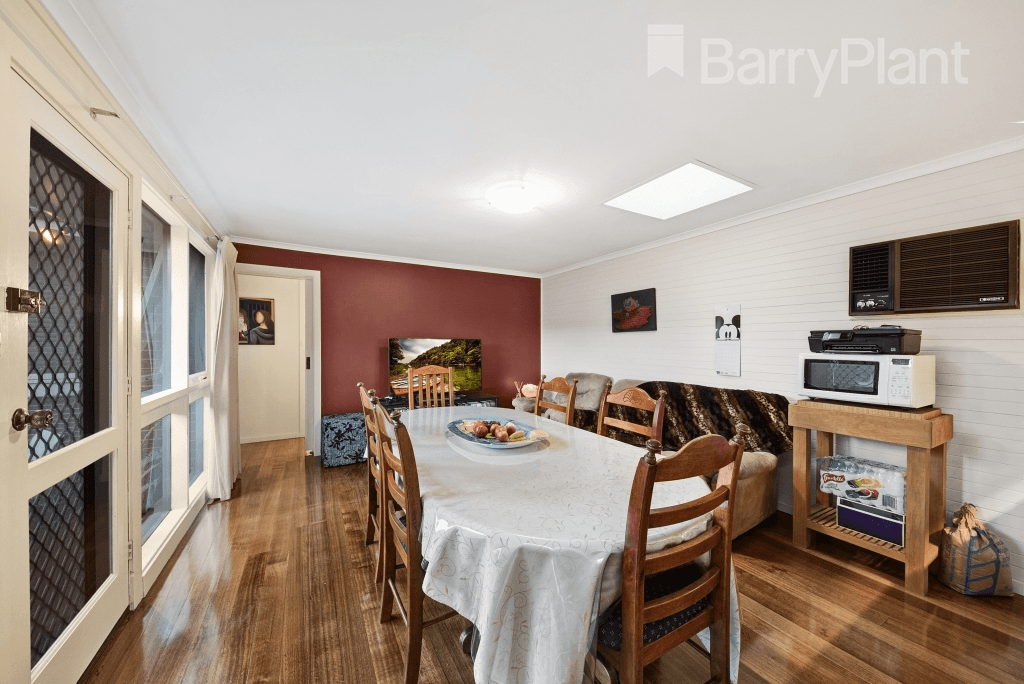 26 Nangiloc Crescent, WERRIBEE, VIC 3030