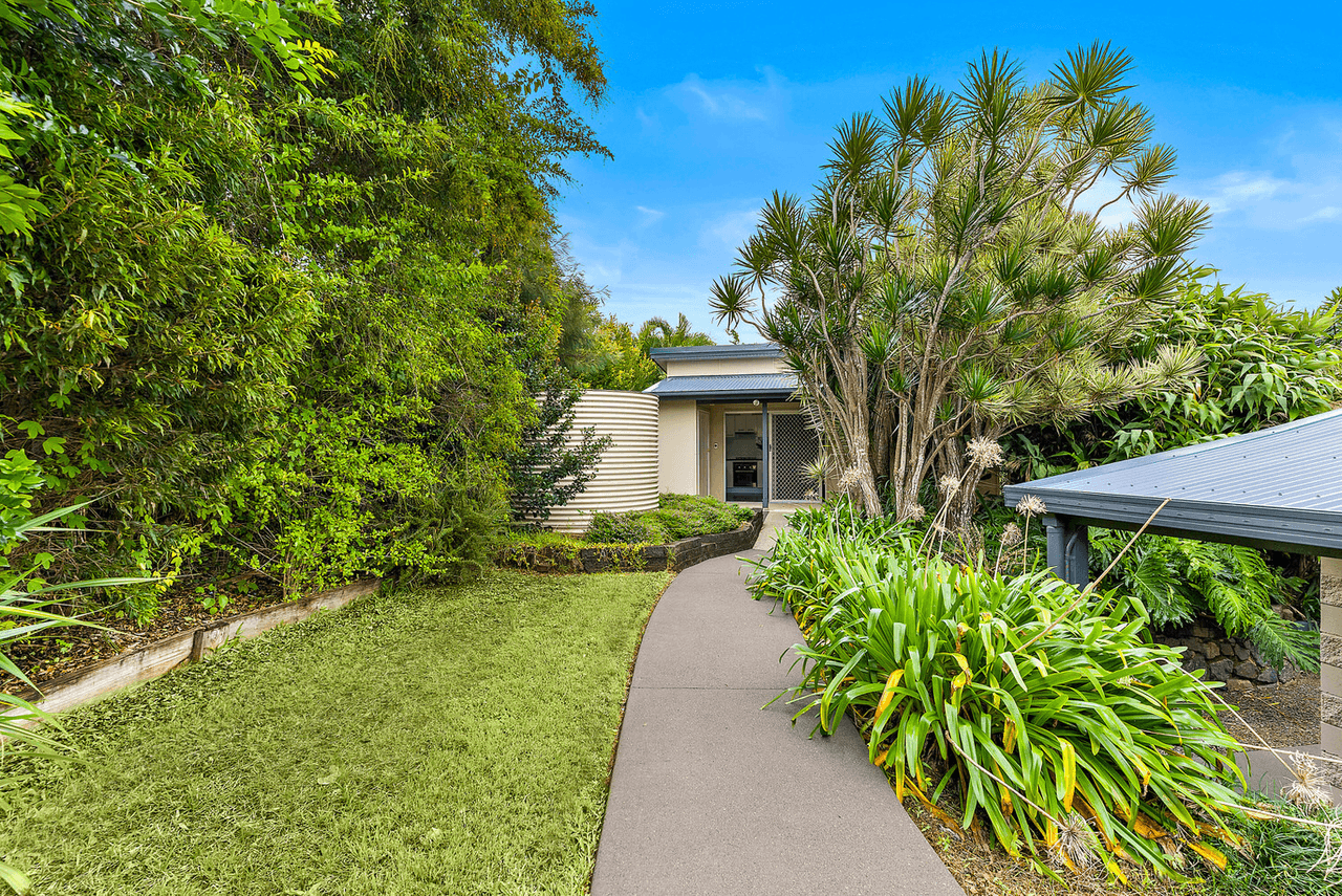 20 Davey Drive, WOOMBYE, QLD 4559