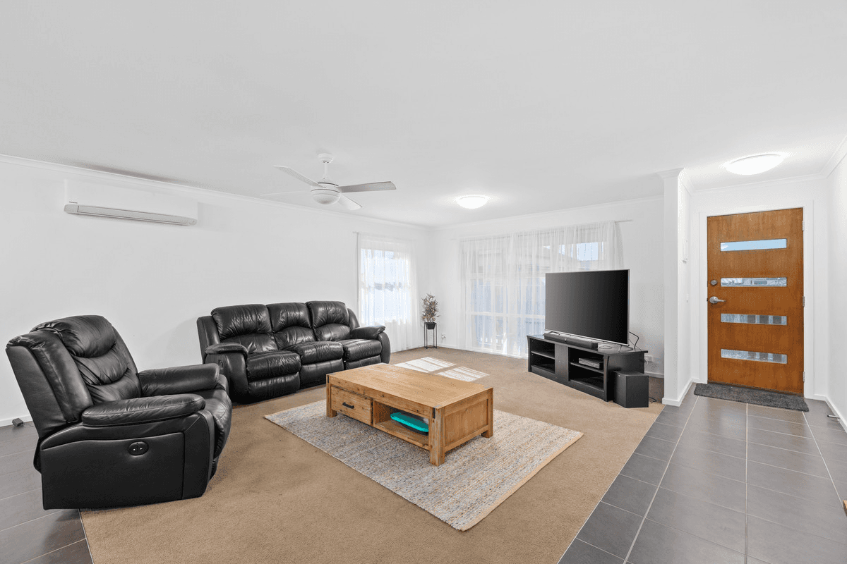 2/25 Merry Street, Maffra, VIC 3860