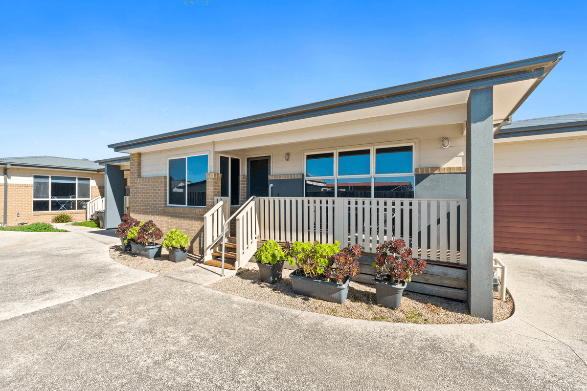 2/25 Merry Street, Maffra, VIC 3860