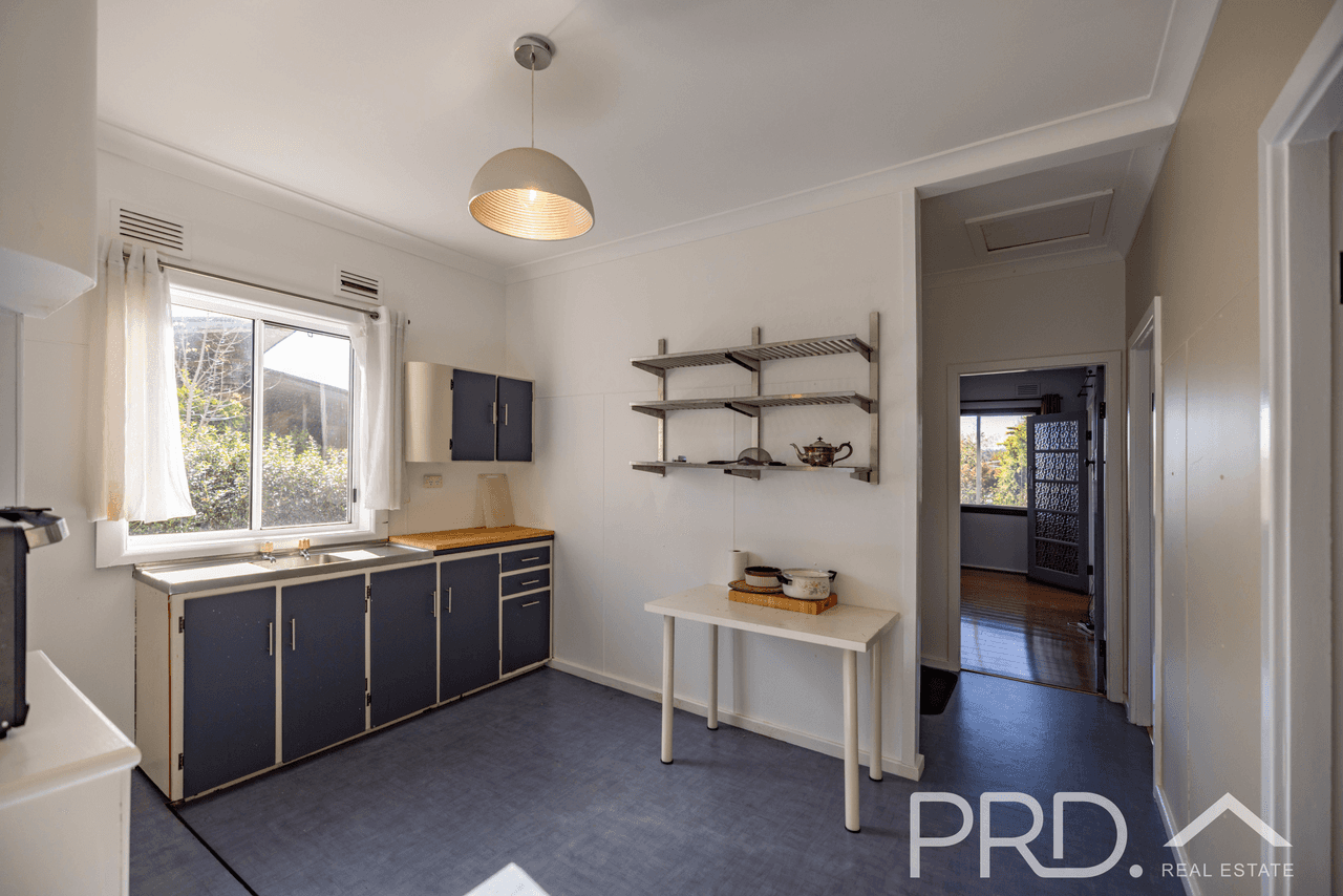 36 Batlow Road, BATLOW, NSW 2730