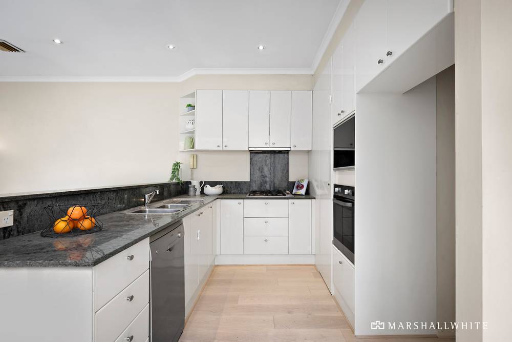 5 Strathaird Mews, Port Melbourne, VIC 3207