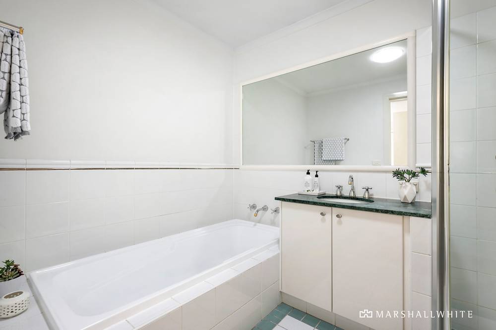5 Strathaird Mews, Port Melbourne, VIC 3207