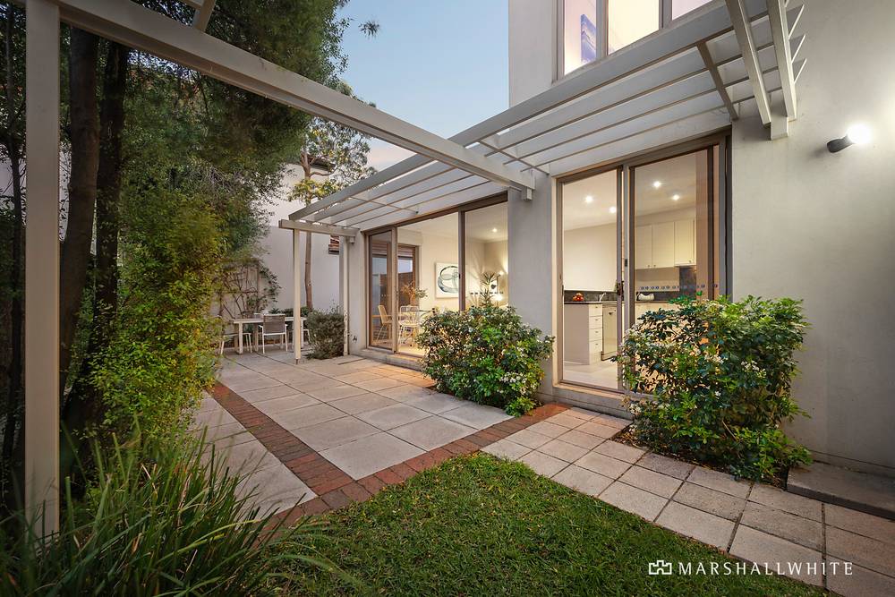5 Strathaird Mews, Port Melbourne, VIC 3207