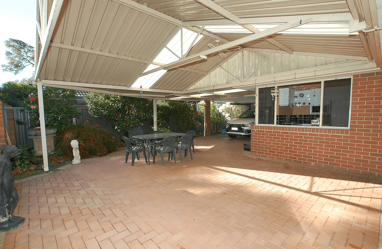 1b Wheatstone Drive, MORLEY, WA 6062