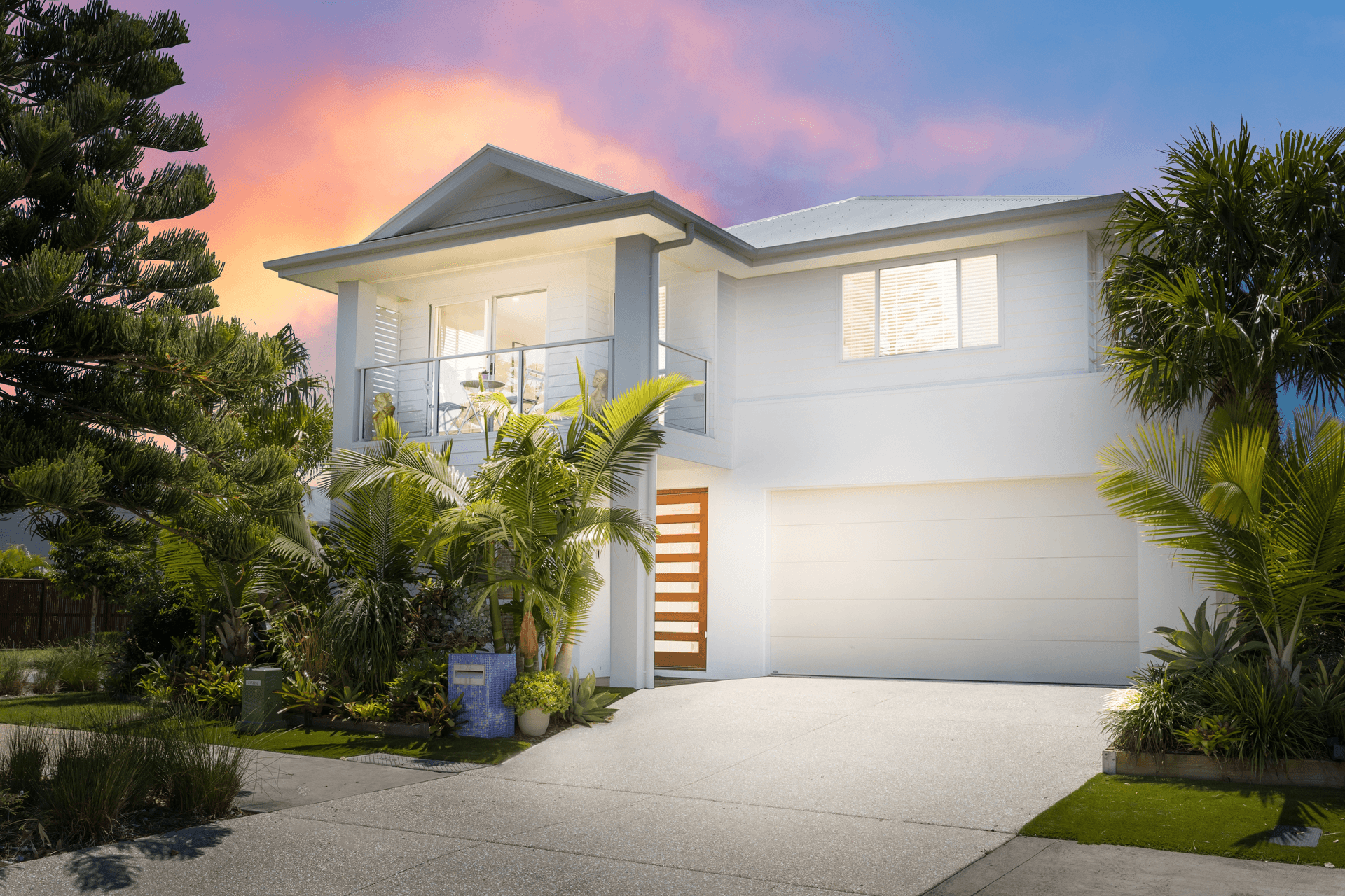 76 Lakeview Promenade, Newport, QLD 4020