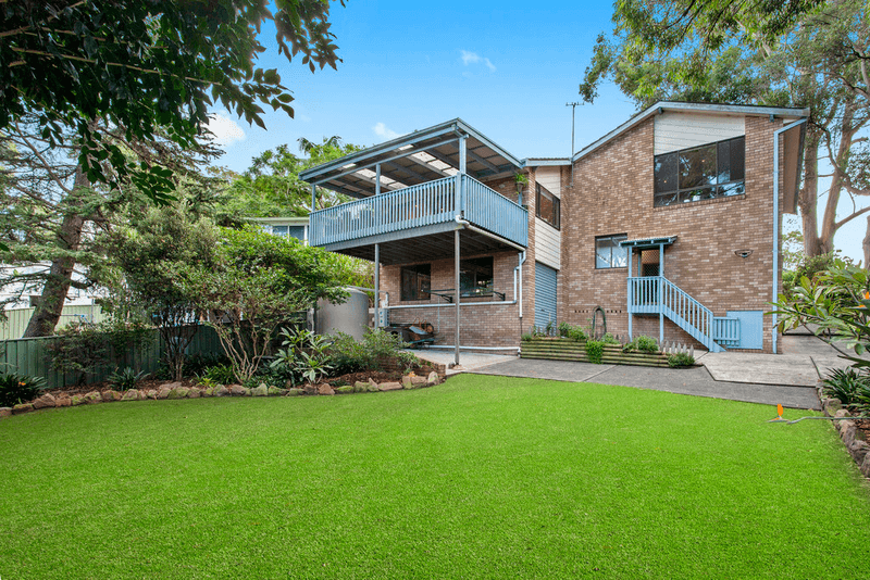 33 Kilkenny Parade, BERKELEY VALE, NSW 2261